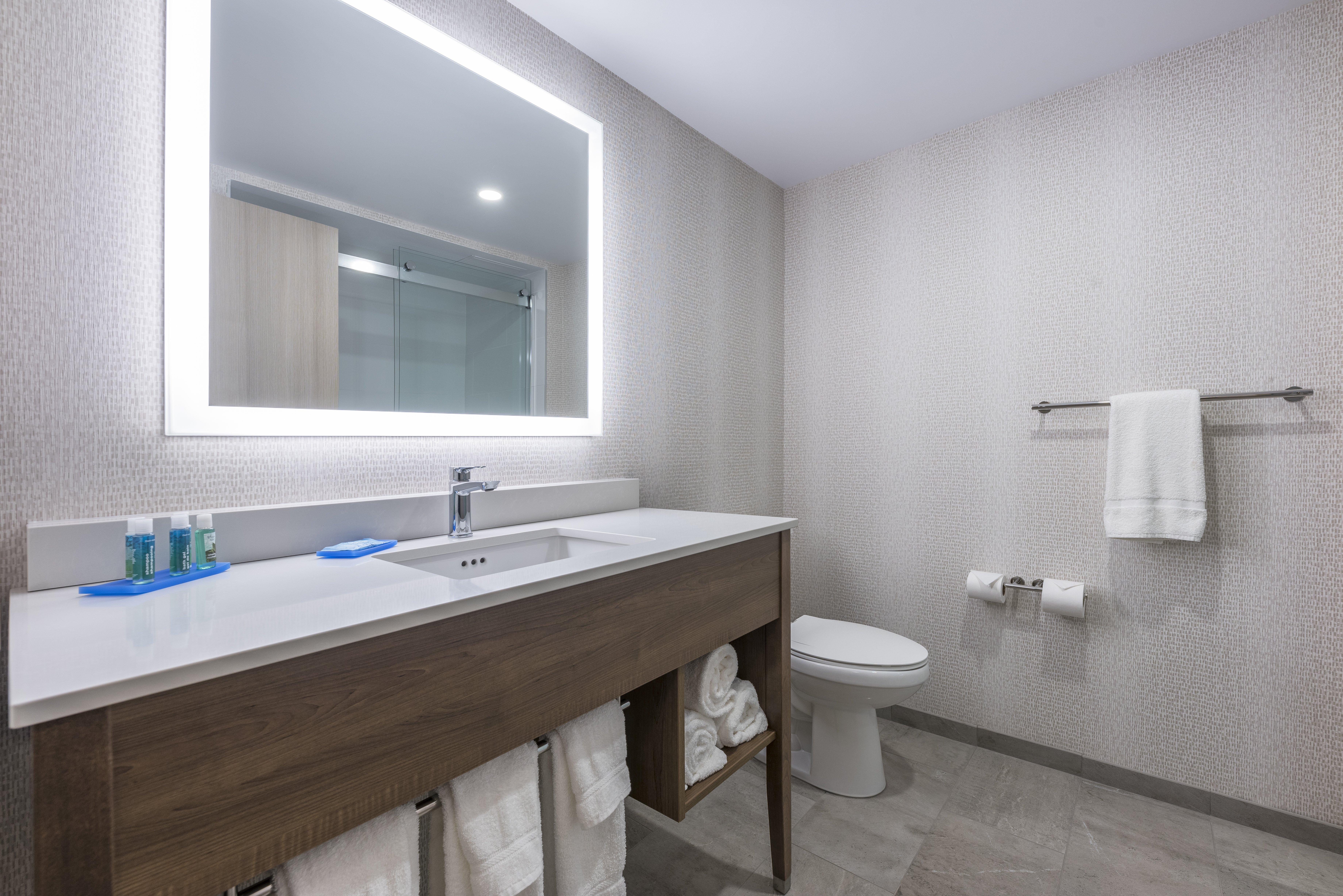 Holiday Inn Express & Suites Moncton By Ihg Exteriör bild