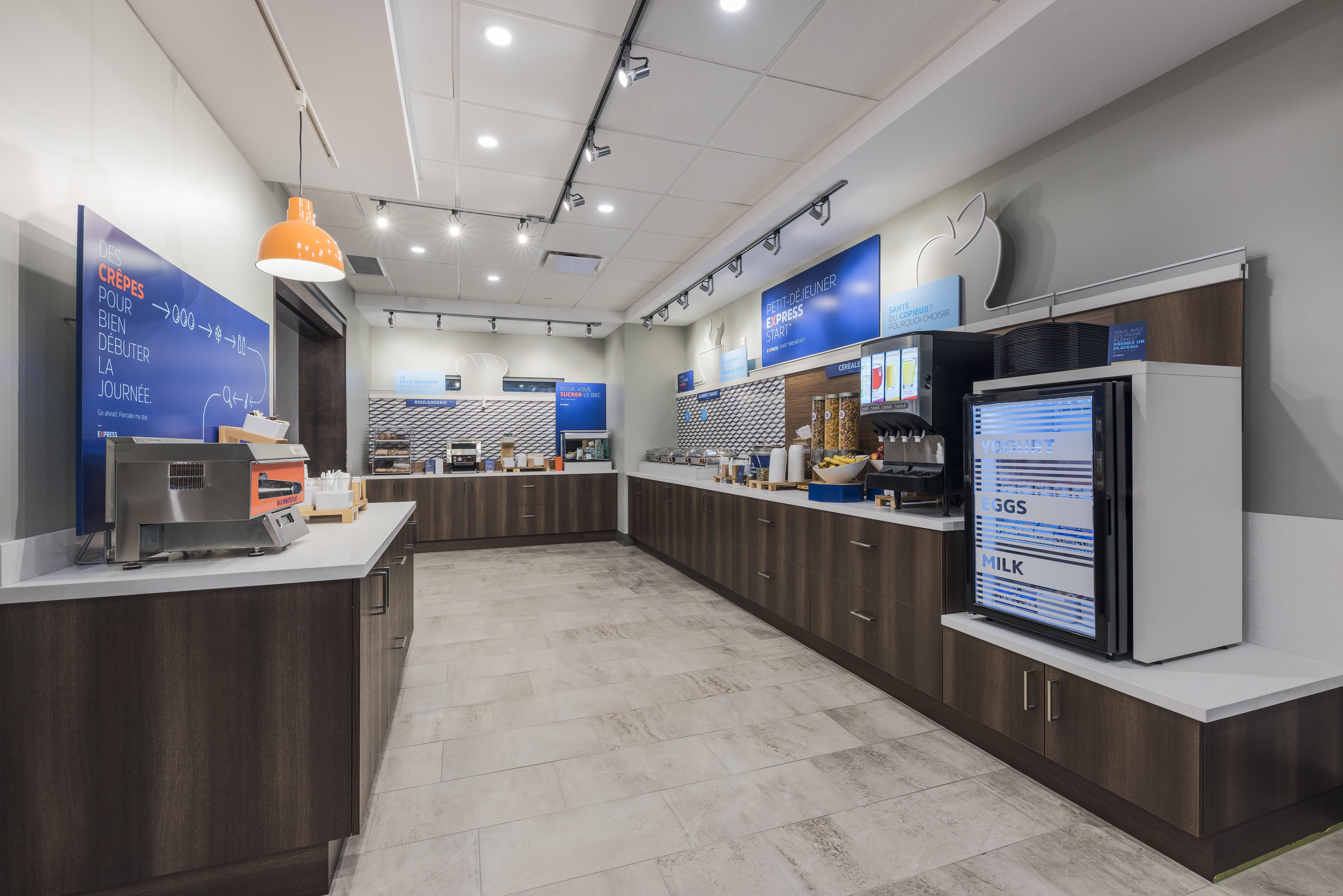 Holiday Inn Express & Suites Moncton By Ihg Exteriör bild